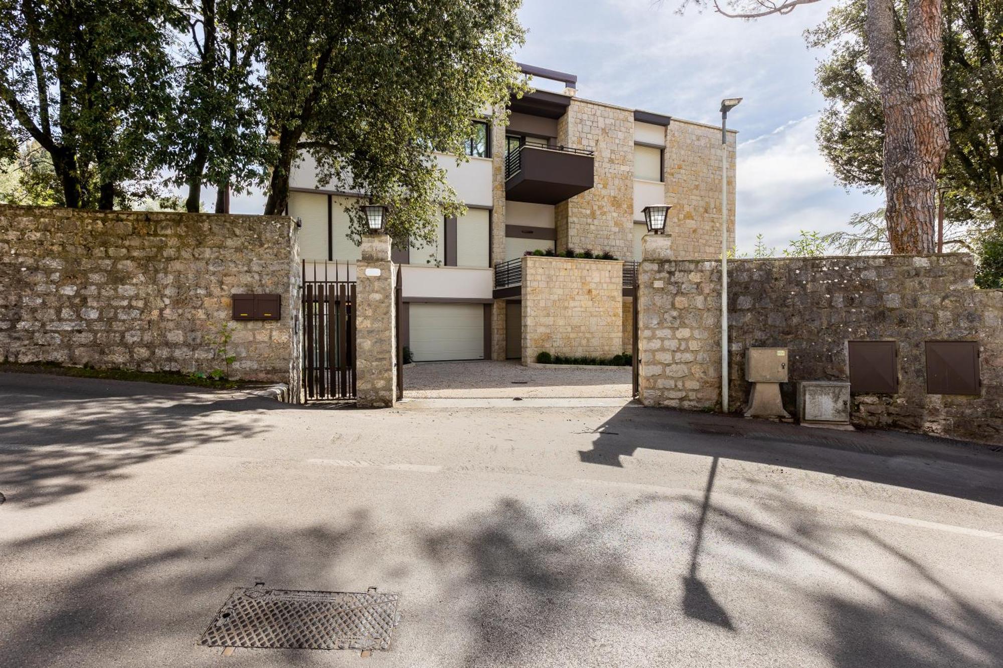 Exclusive Perugia Getaway - Apartments With Shared Pool & Parking Exterior foto
